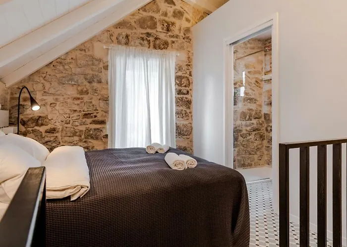 No.5 Luxury 아파트 *