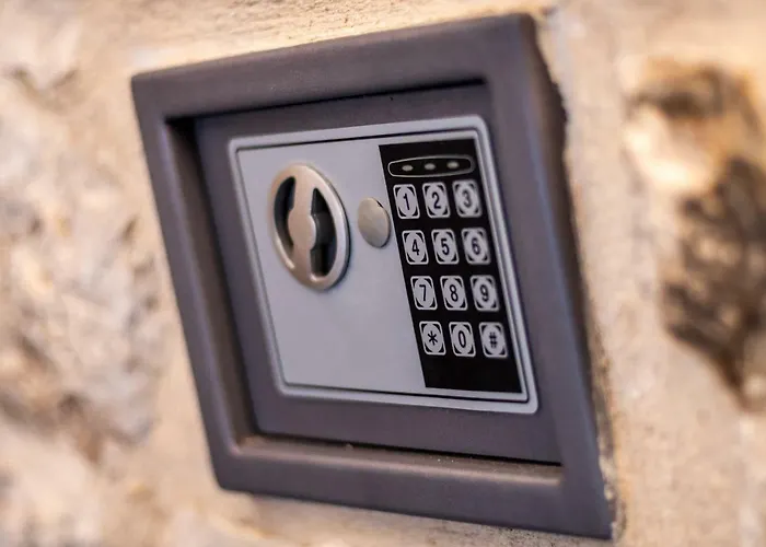 No.5 Luxury 아파트