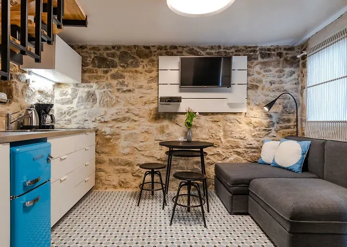 No.5 Luxury * 스플리트